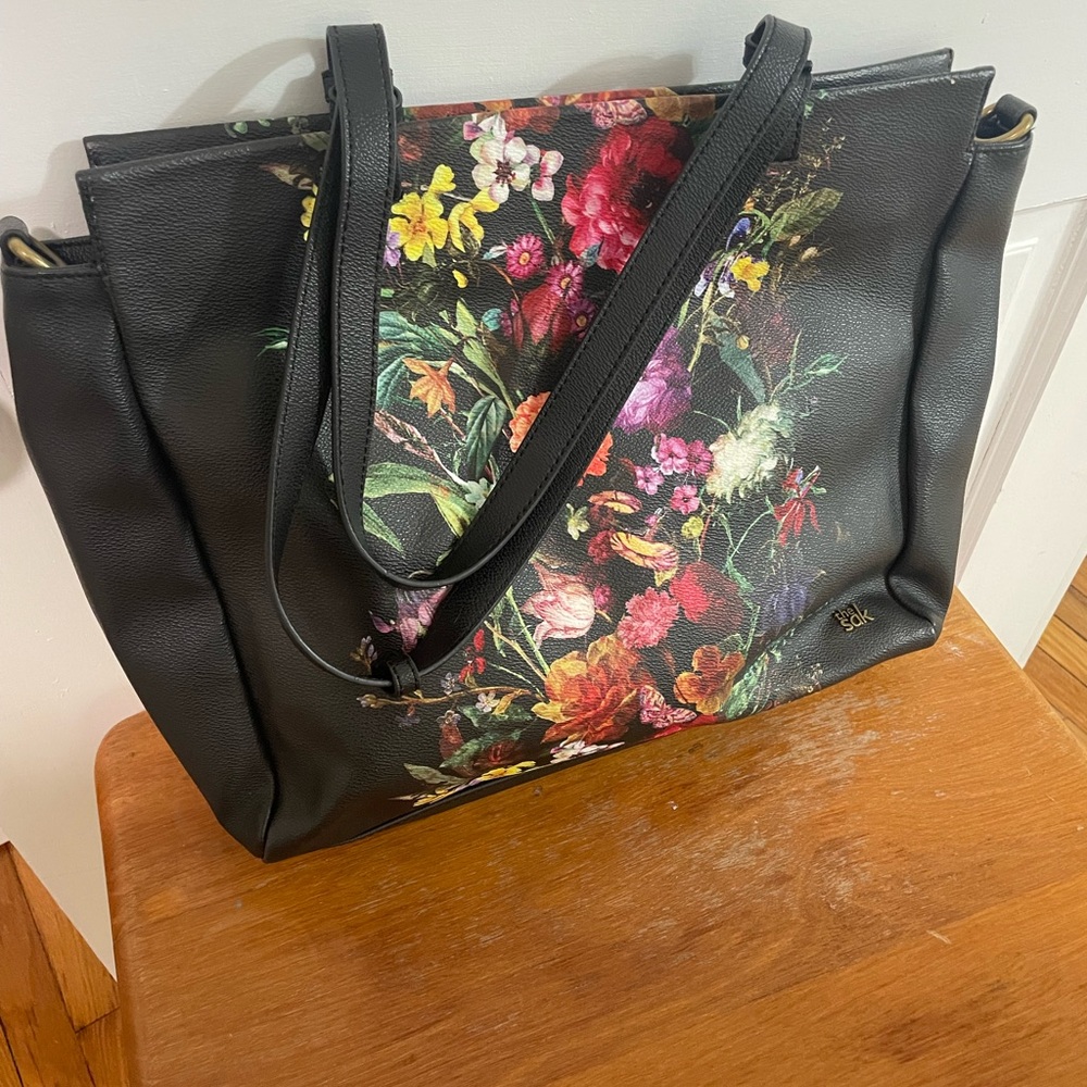 Large floral tote bag.